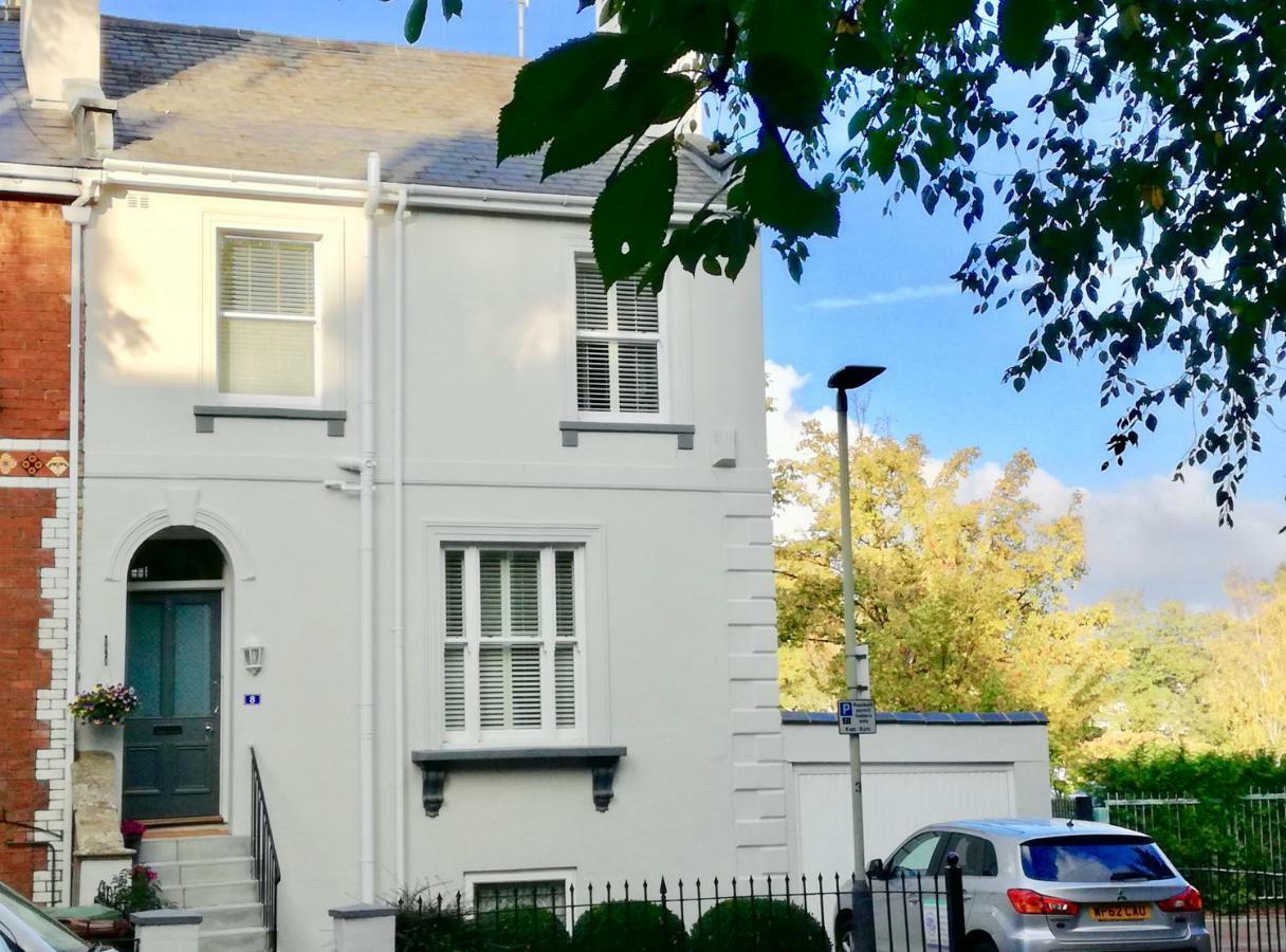 Number 8 Cheltenham Exterior photo
